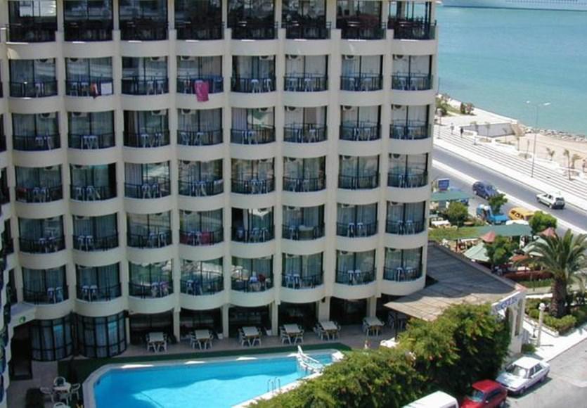 Hotel Ozcelik à Kusadası Extérieur photo