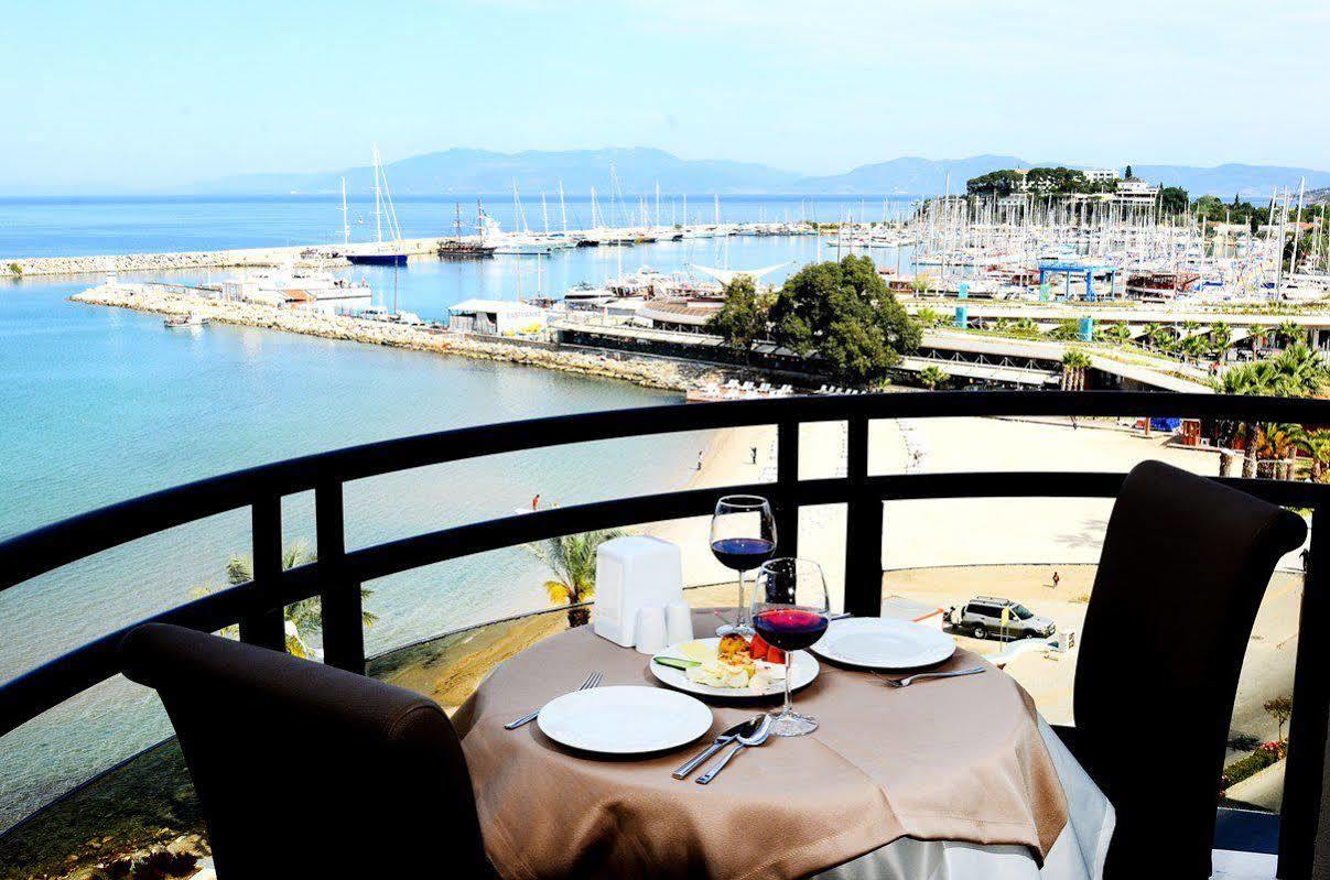 Hotel Ozcelik à Kusadası Extérieur photo